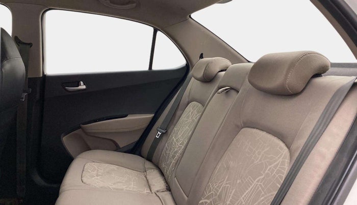 2015 Hyundai Xcent SX 1.2 (O), Petrol, Manual, 1,16,884 km, Right Side Rear Door Cabin