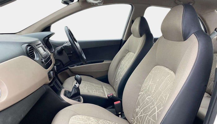 2015 Hyundai Xcent SX 1.2 (O), Petrol, Manual, 1,16,884 km, Right Side Front Door Cabin