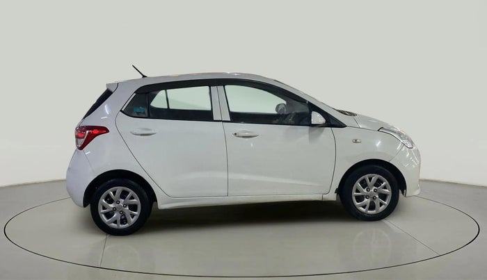 2018 Hyundai Grand i10 MAGNA 1.2 KAPPA VTVT, Petrol, Manual, 64,523 km, Right Side View