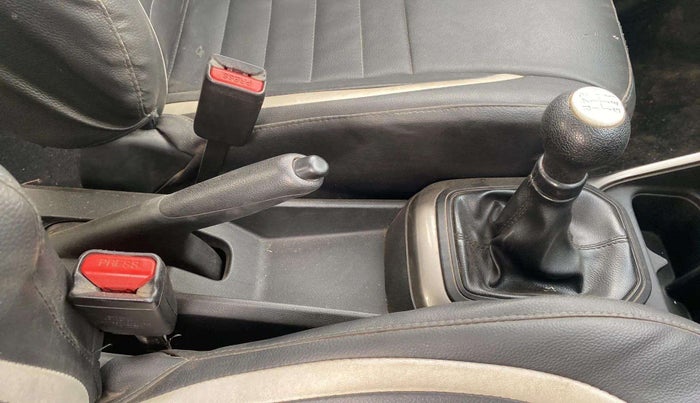 2018 Maruti IGNIS SIGMA 1.2, Petrol, Manual, 57,868 km, Gear Lever