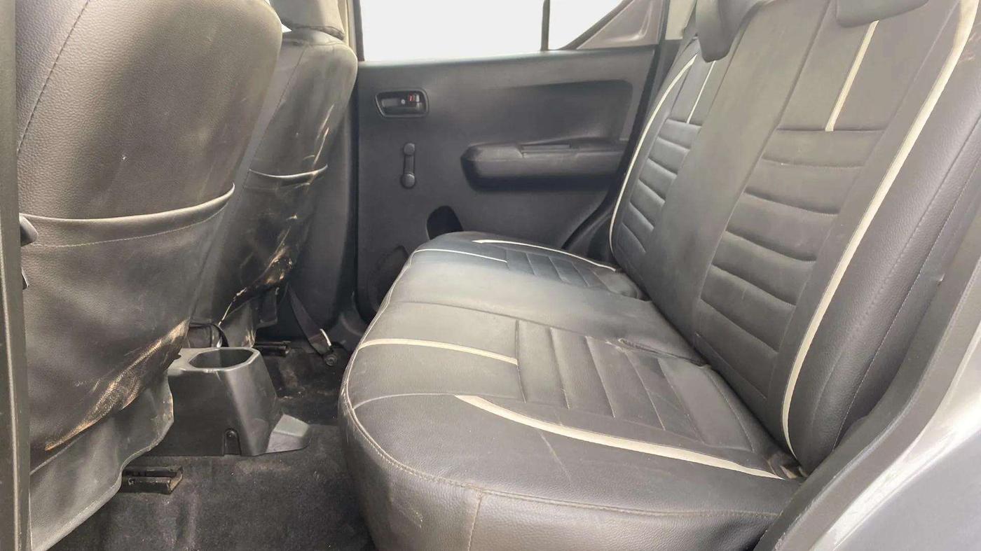 2018 Maruti IGNIS SIGMA 1.2, Petrol, Manual, 57,868 km, Right Side Rear Door Cabin