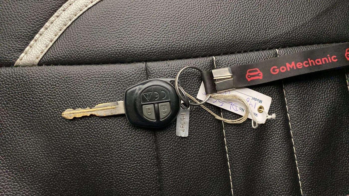2019 Maruti S PRESSO VXI AMT, Petrol, Automatic, 46,237 km, Key Close Up