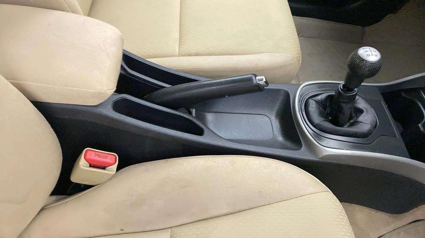 2021 Honda City 1.5L I-VTEC V MT 4TH GEN, Petrol, Manual, 30,063 km, Gear Lever