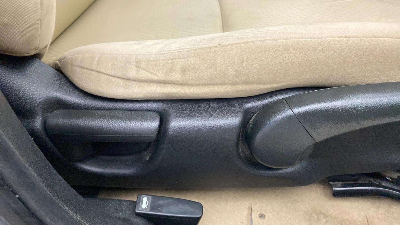 2021 Honda City 1.5L I-VTEC V MT 4TH GEN, Petrol, Manual, 30,063 km, Driver Side Adjustment Panel