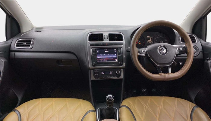 2019 Volkswagen Polo HIGHLINE PLUS 1.0 16 ALLOY, Petrol, Manual, 60,571 km, Dashboard