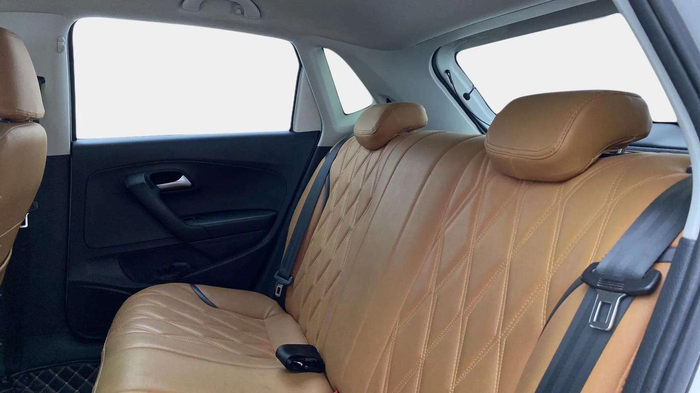 2019 Volkswagen Polo HIGHLINE PLUS 1.0 16 ALLOY, Petrol, Manual, 60,571 km, Right Side Rear Door Cabin