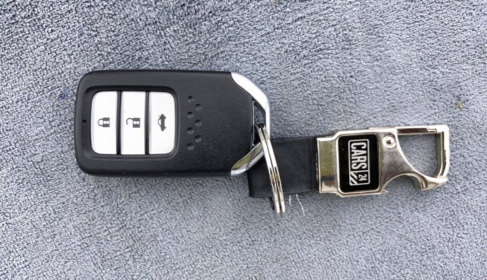 2014 Honda City VX CVT PETROL, Petrol, Automatic, 36,789 km, Key Close Up