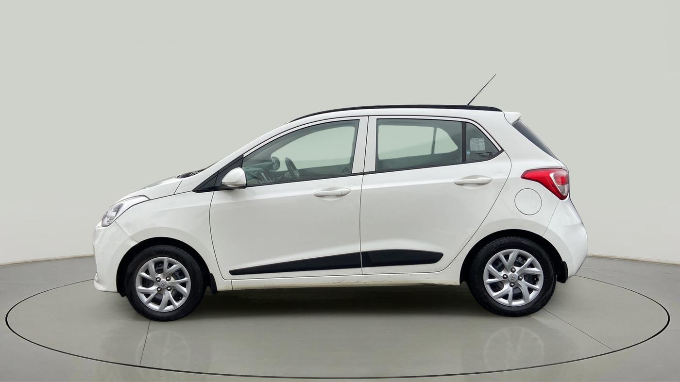 2018 Hyundai Grand i10 SPORTZ 1.2 KAPPA VTVT, CNG, Manual, 55,548 km, Left Side
