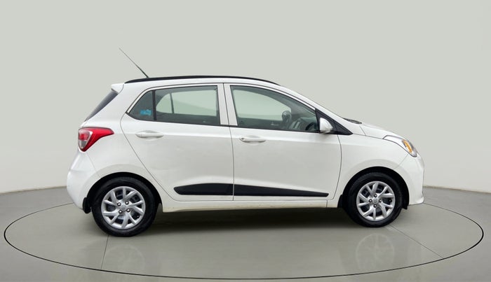 2018 Hyundai Grand i10 SPORTZ 1.2 KAPPA VTVT, CNG, Manual, 55,548 km, Right Side View