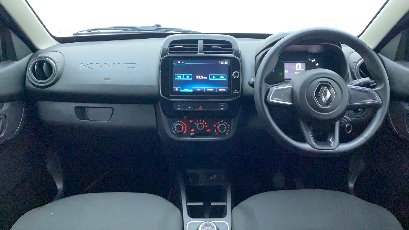 2022 Renault Kwid RXT 1.0 AMT, Petrol, Automatic, 5,595 km, Dashboard