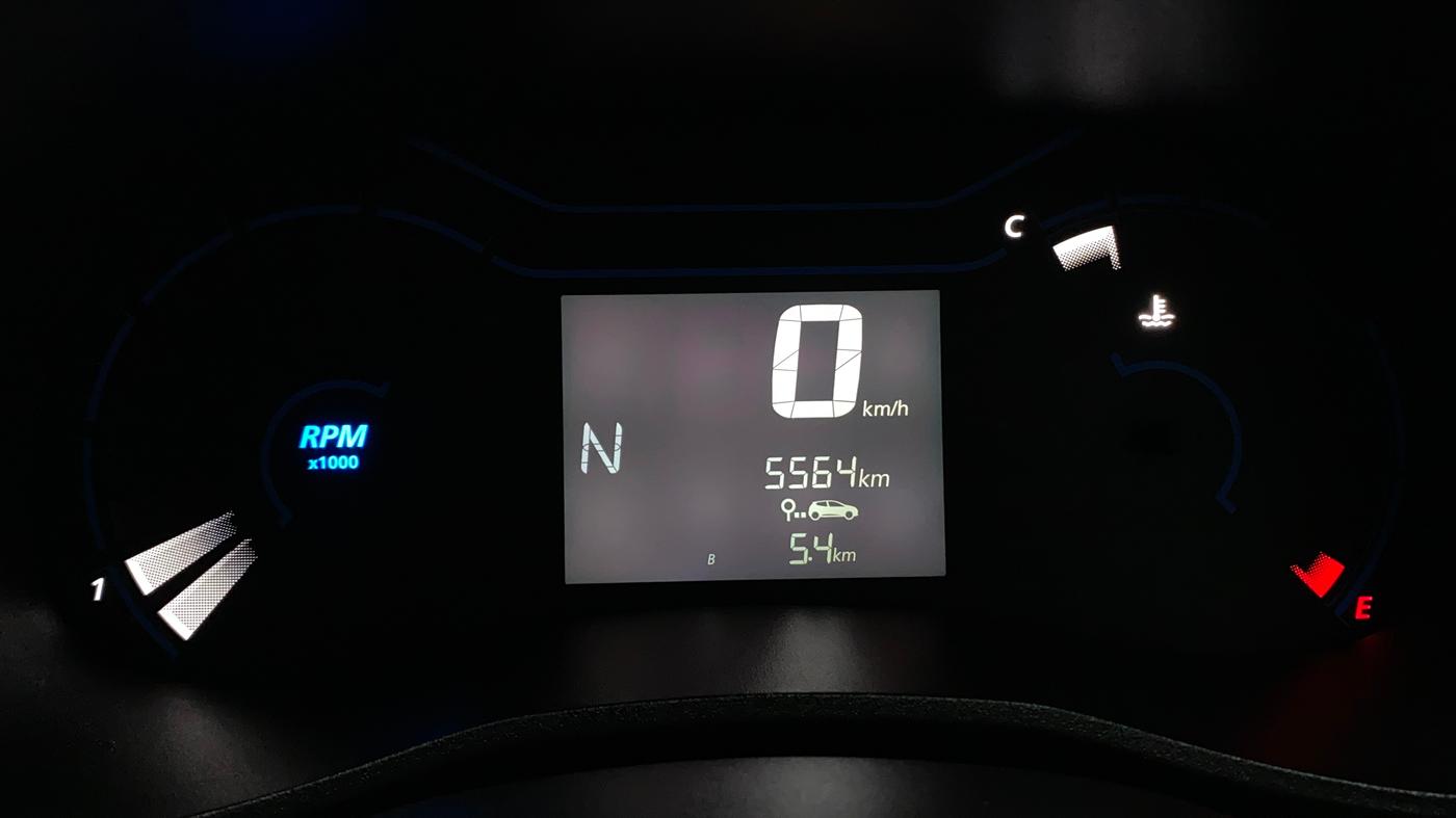 2022 Renault Kwid RXT 1.0 AMT, Petrol, Automatic, 5,595 km, Odometer Image