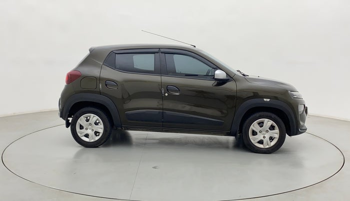 2022 Renault Kwid RXT 1.0 AMT, Petrol, Automatic, 5,595 km, Right Side View