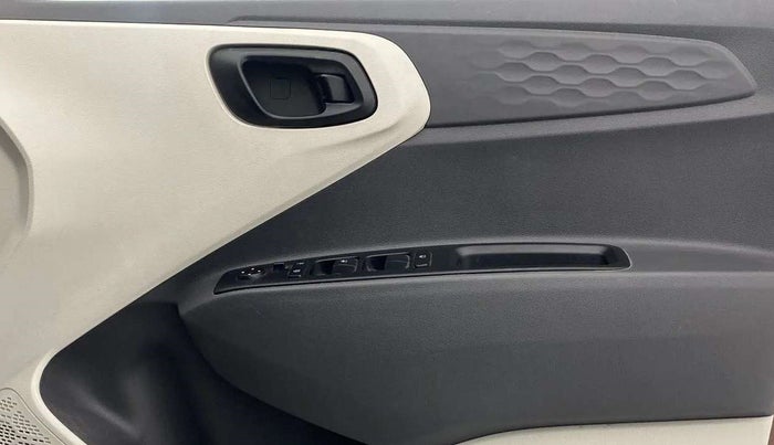 2020 Hyundai AURA S 1.2, Petrol, Manual, 11,172 km, Driver Side Door Panels Control