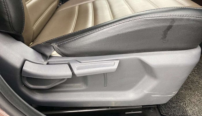 2020 Hyundai AURA S 1.2, Petrol, Manual, 11,172 km, Driver Side Adjustment Panel