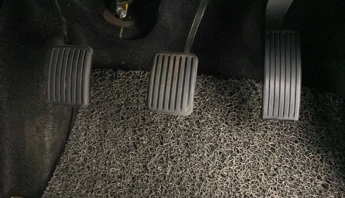 2020 Hyundai AURA S 1.2, Petrol, Manual, 11,172 km, Pedals