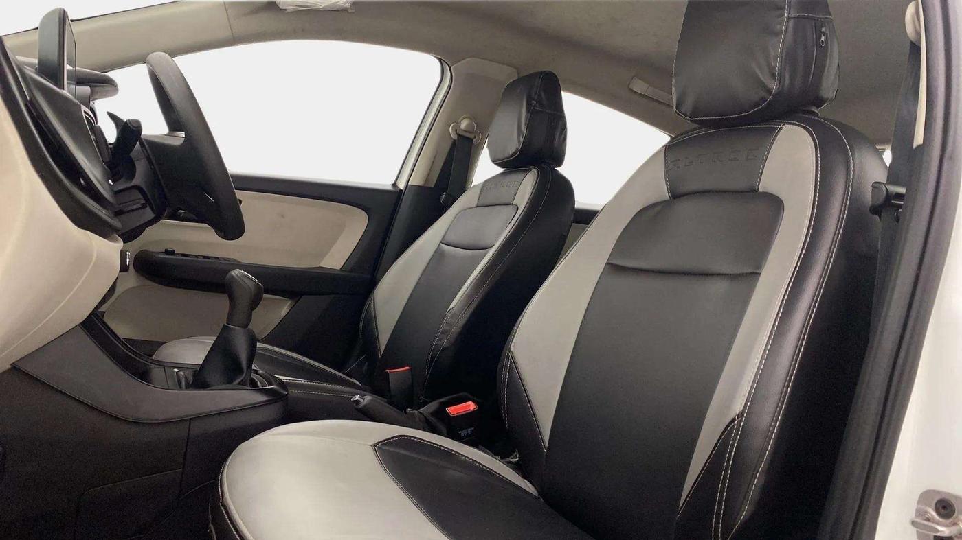 2021 Tata ALTROZ XT PETROL, Petrol, Manual, 54,782 km, Right Side Front Door Cabin