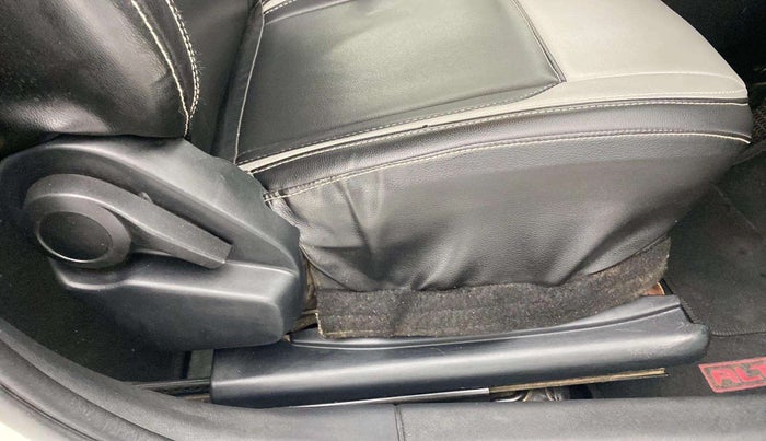 2021 Tata ALTROZ XT PETROL, Petrol, Manual, 54,782 km, Driver Side Adjustment Panel