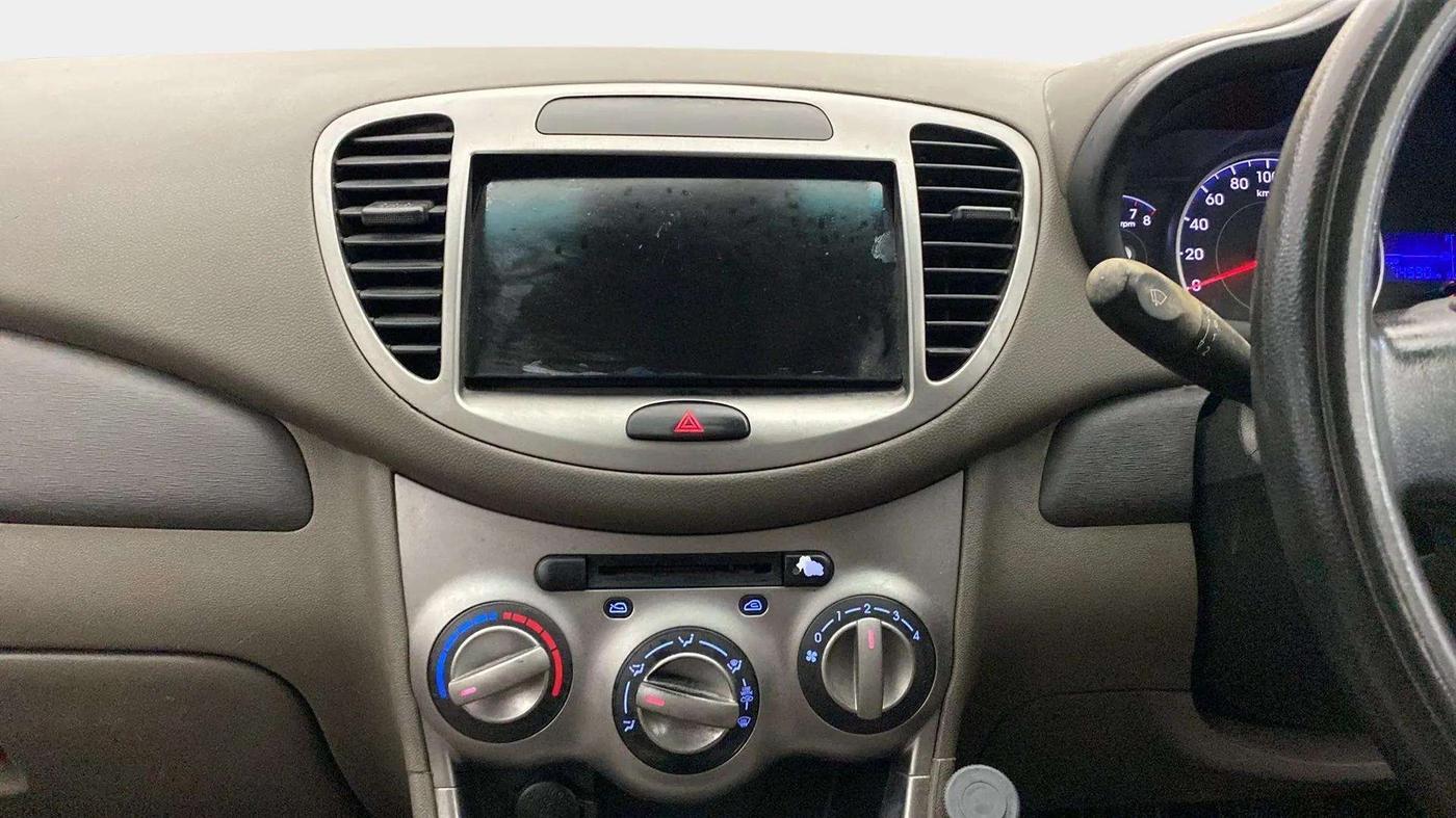 2013 Hyundai i10 MAGNA 1.1, Petrol, Manual, 75,246 km, Air Conditioner