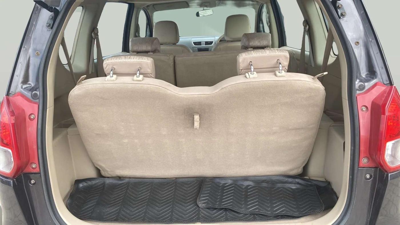 2015 Maruti Ertiga ZXI, Petrol, Manual, 82,647 km, Boot Inside