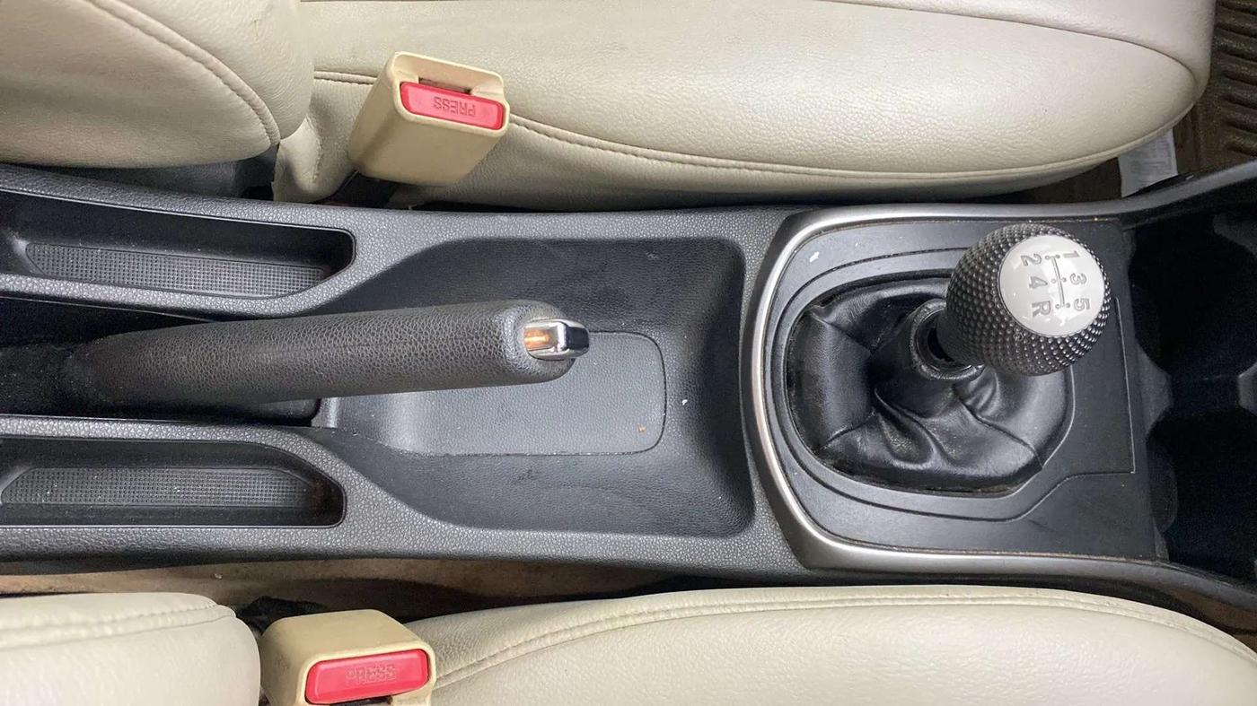 2014 Honda City 1.5L I-VTEC SV, Petrol, Manual, 66,459 km, Gear Lever