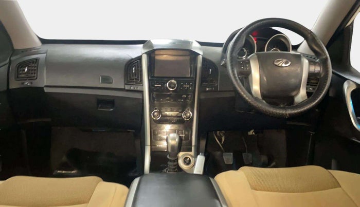 2019 Mahindra XUV500 W7, Diesel, Manual, 65,432 km, Dashboard