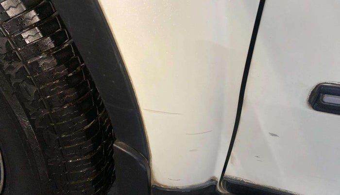 2019 Mahindra XUV500 W7, Diesel, Manual, 65,432 km, Left fender - Minor scratches