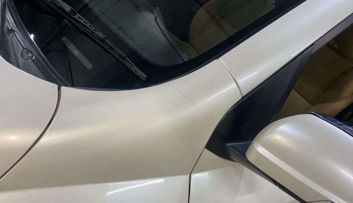 2019 Mahindra XUV500 W7, Diesel, Manual, 65,432 km, Left A pillar - Minor scratches