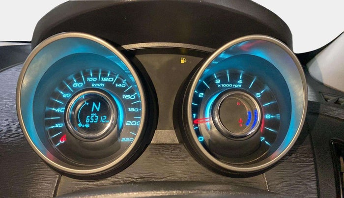 2019 Mahindra XUV500 W7, Diesel, Manual, 65,432 km, Odometer Image