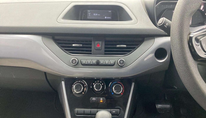 2021 Tata NEXON XMA SUNROOF PETROL, Petrol, Automatic, 53,495 km, Air Conditioner