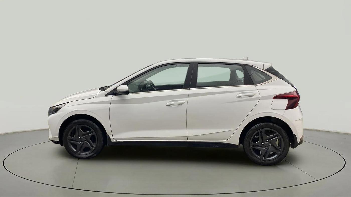2022 Hyundai NEW I20 SPORTZ 1.2 MT, Petrol, Manual, 4,844 km, Left Side