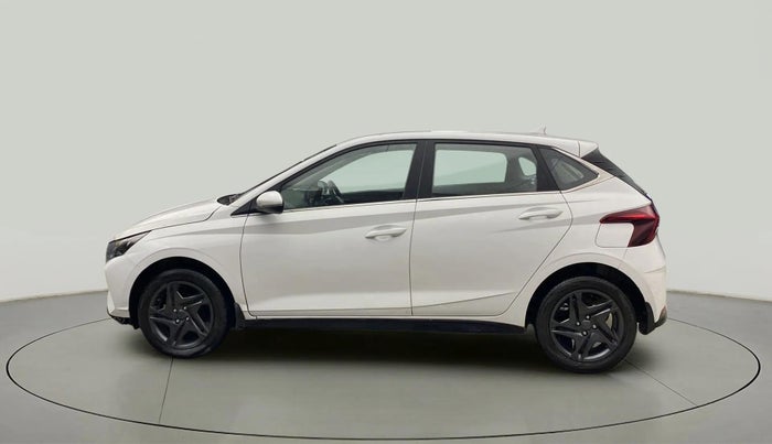 2022 Hyundai NEW I20 SPORTZ 1.2 MT, Petrol, Manual, 4,844 km, Left Side