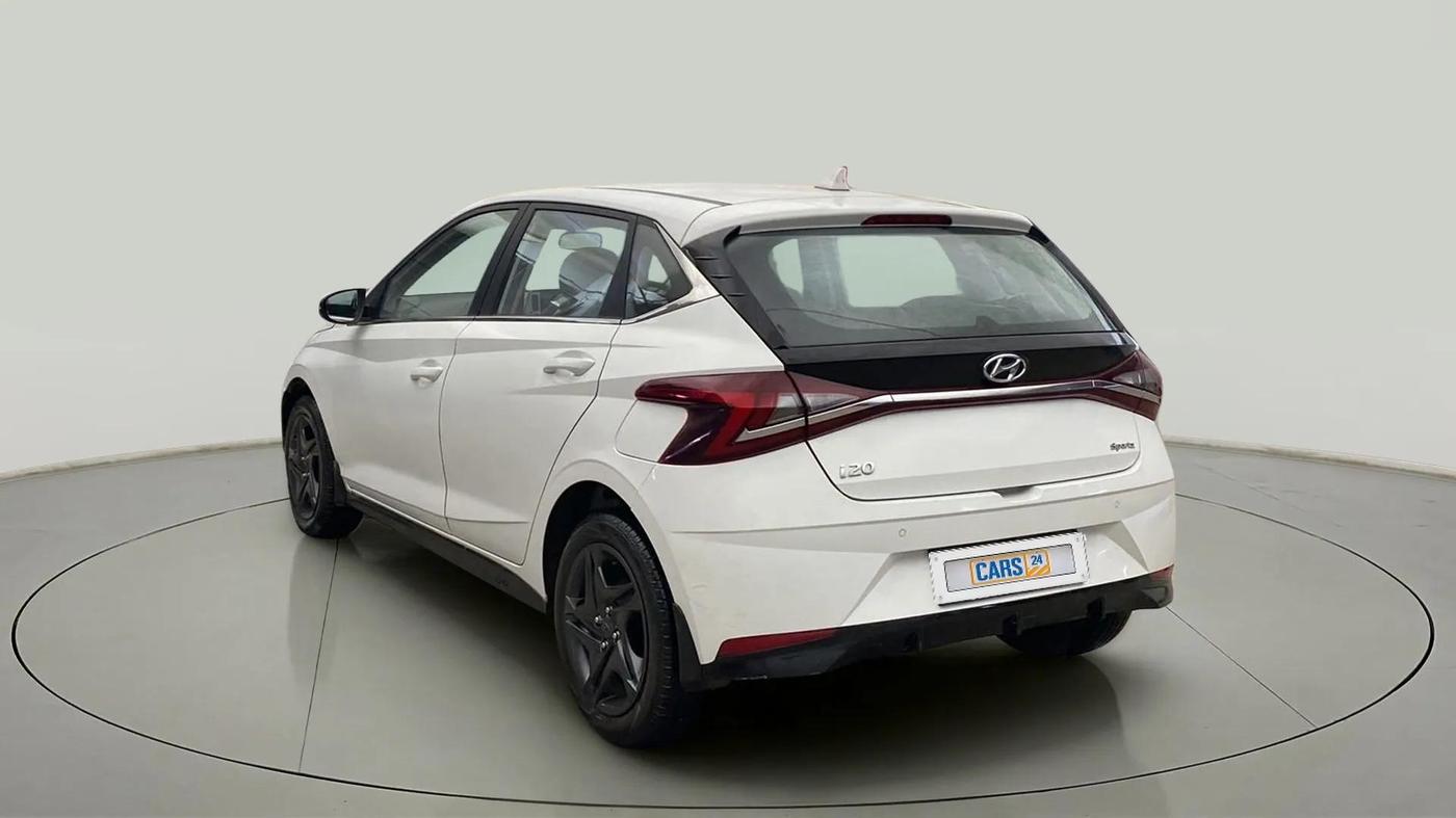 2022 Hyundai NEW I20 SPORTZ 1.2 MT, Petrol, Manual, 4,844 km, Left Back Diagonal