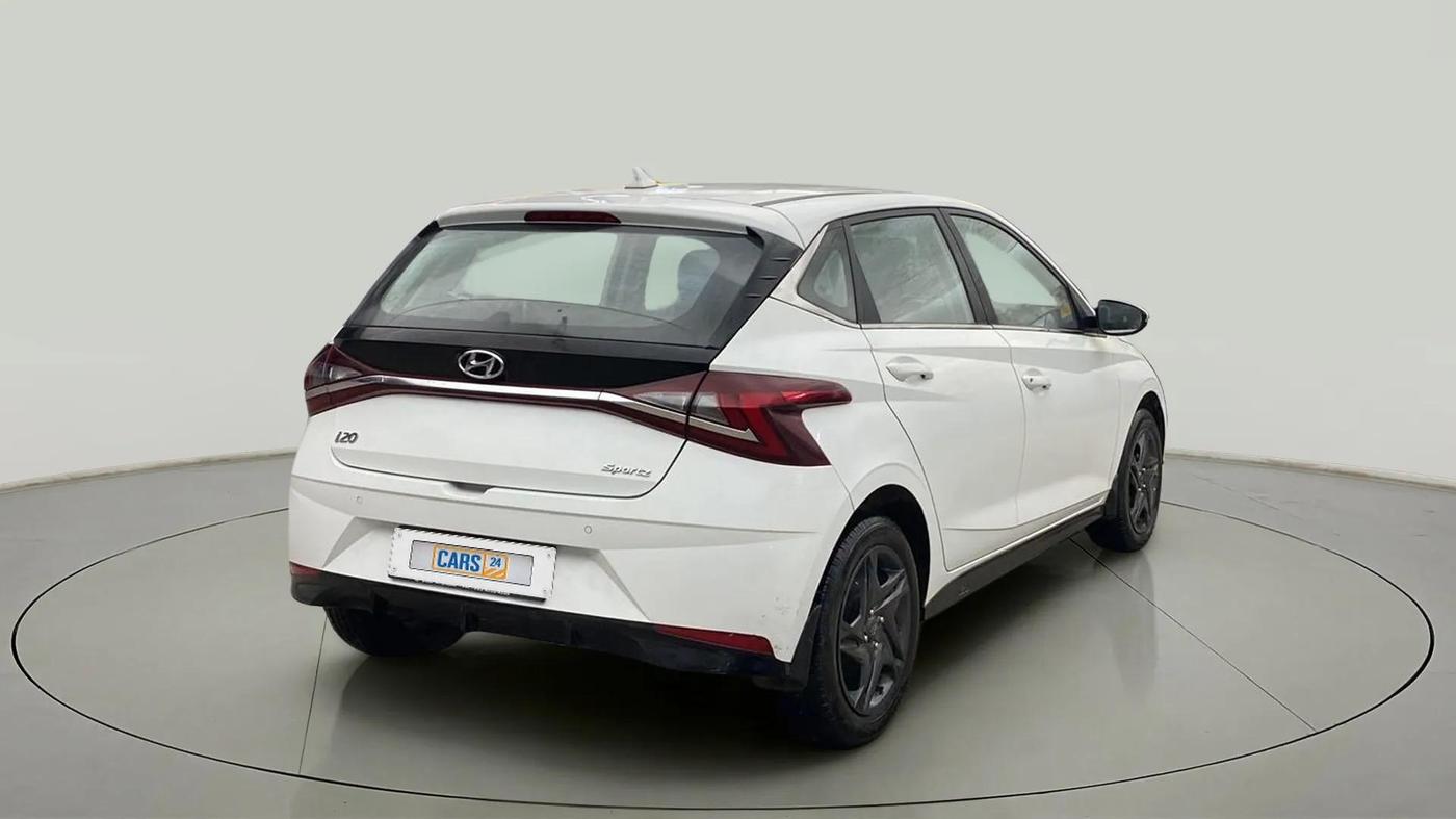 2022 Hyundai NEW I20 SPORTZ 1.2 MT, Petrol, Manual, 4,844 km, Right Back Diagonal