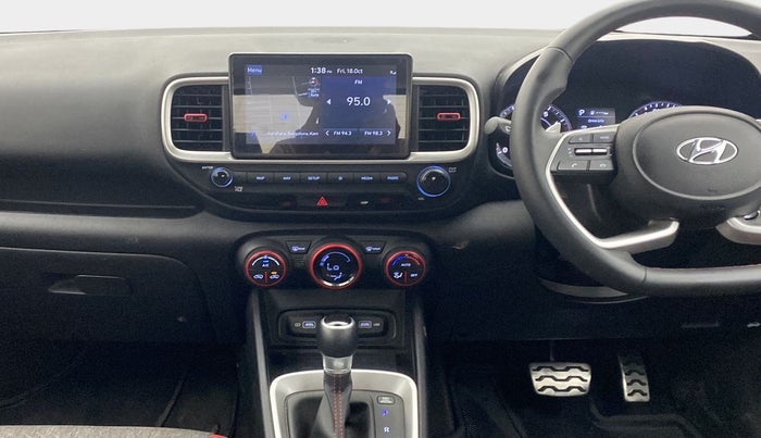 2021 Hyundai VENUE SX PLUS 1.0 TURBO DCT DUAL TONE, Petrol, Automatic, 31,992 km, Air Conditioner