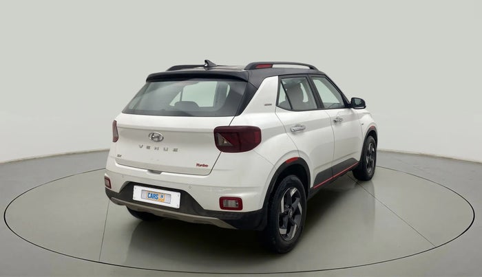 2021 Hyundai VENUE SX PLUS 1.0 TURBO DCT DUAL TONE, Petrol, Automatic, 31,992 km, Right Back Diagonal