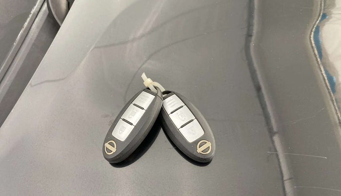 2022 Nissan MAGNITE XV MT, Petrol, Manual, 18,425 km, Key Close Up