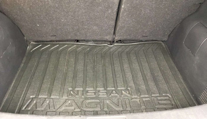 2022 Nissan MAGNITE XV MT, Petrol, Manual, 18,425 km, Boot Inside
