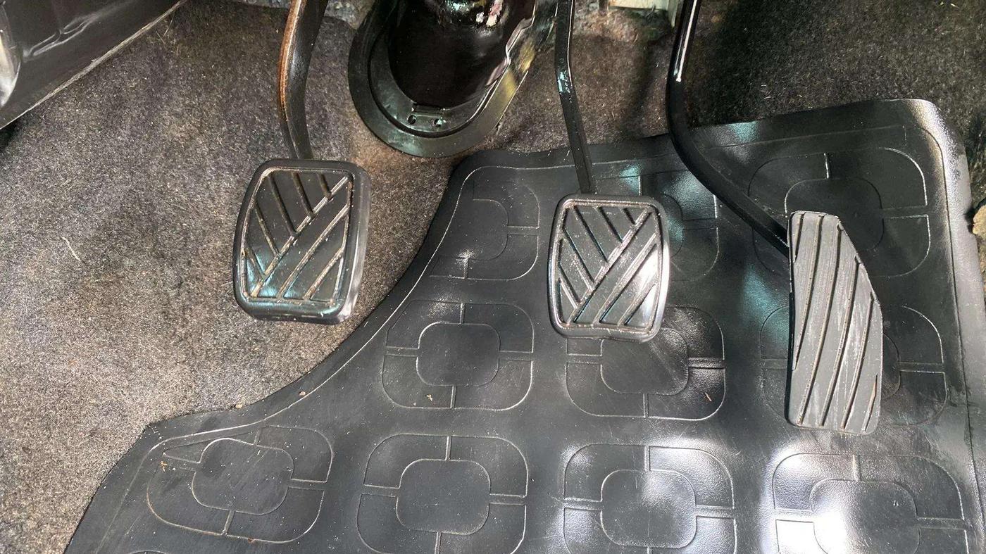 2014 Maruti Wagon R 1.0 LXI CNG, CNG, Manual, 1,22,183 km, Pedals
