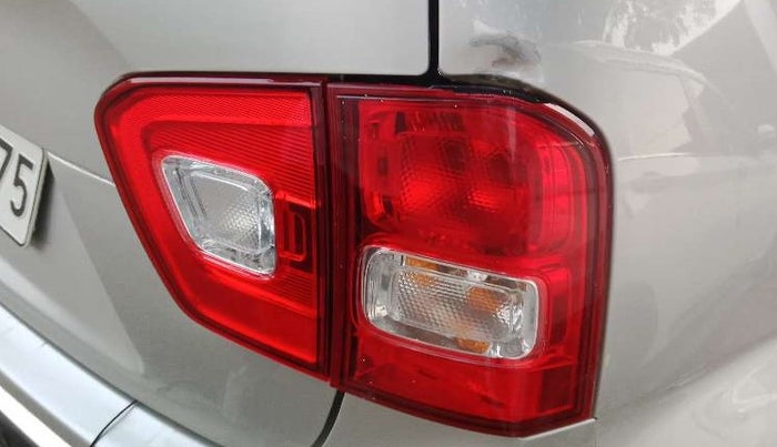 2017 Maruti IGNIS ALPHA 1.2, Petrol, Manual, 79,374 km, Right tail light - Minor damage