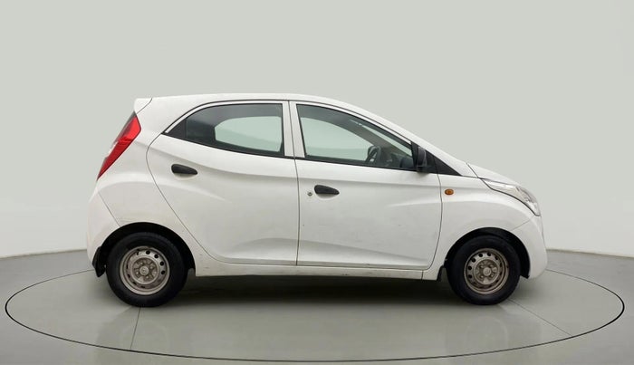 2015 Hyundai Eon ERA +, Petrol, Manual, 1,05,822 km, Right Side View