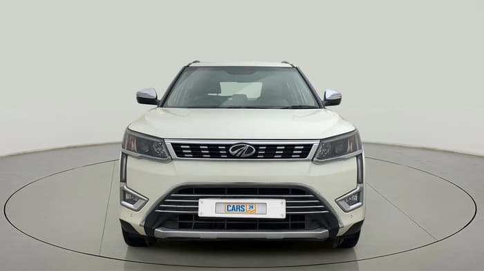 2021 Mahindra XUV300 W8 (O) 1.5 DIESEL, Diesel, Manual, 65,962 km, Front