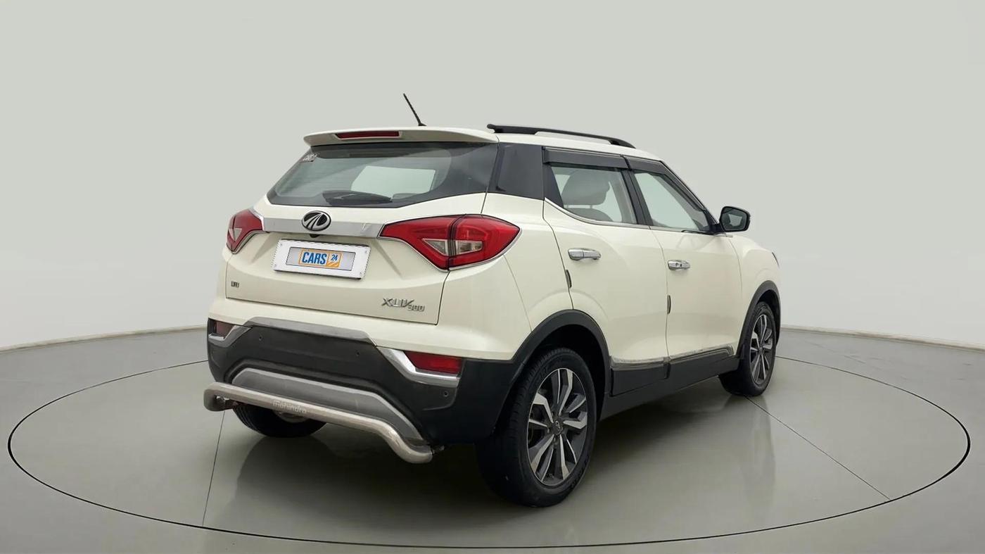 2021 Mahindra XUV300 W8 (O) 1.5 DIESEL, Diesel, Manual, 65,962 km, Right Back Diagonal