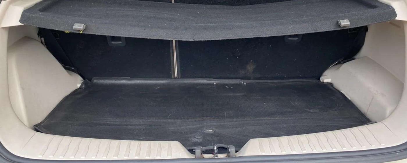2021 Mahindra XUV300 W8 (O) 1.5 DIESEL, Diesel, Manual, 65,962 km, Boot Inside
