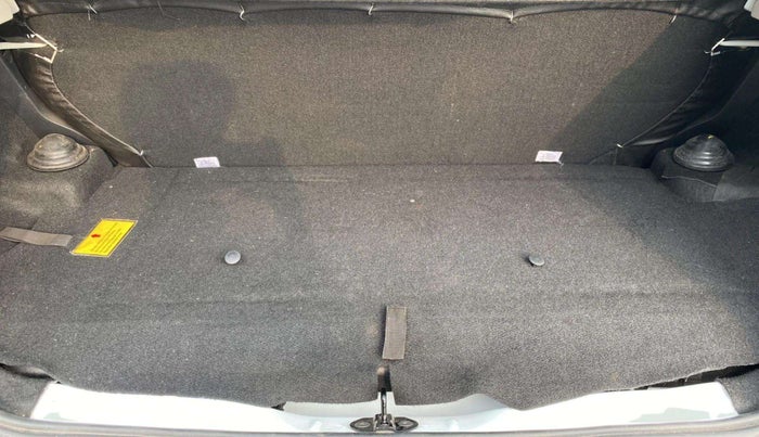 2023 Tata PUNCH PURE MT CNG, CNG, Manual, 22,498 km, Boot Inside