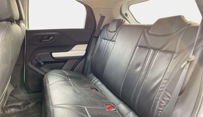 2023 Tata PUNCH PURE MT CNG, CNG, Manual, 22,498 km, Right Side Rear Door Cabin