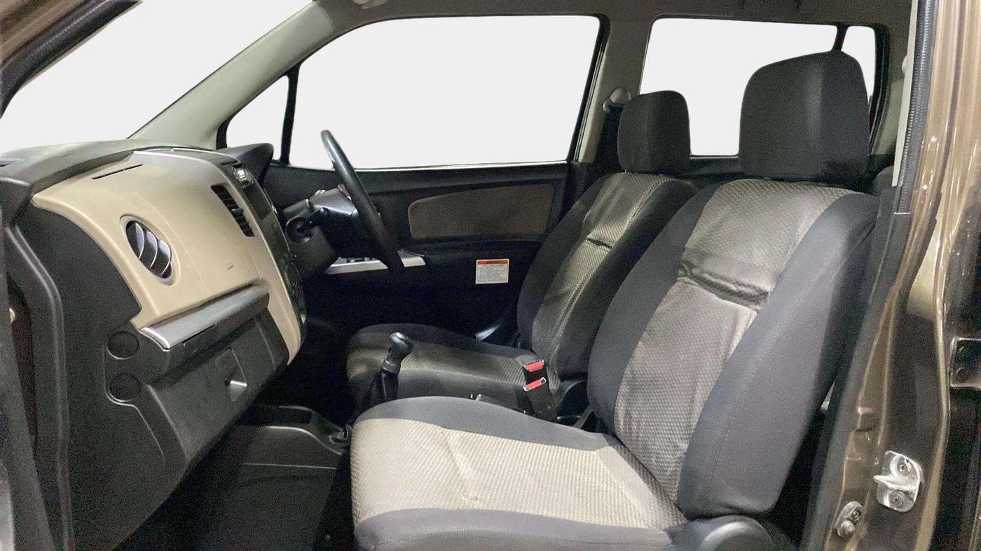 2013 Maruti Wagon R 1.0 LXI CNG, CNG, Manual, 28,927 km, Right Side Front Door Cabin