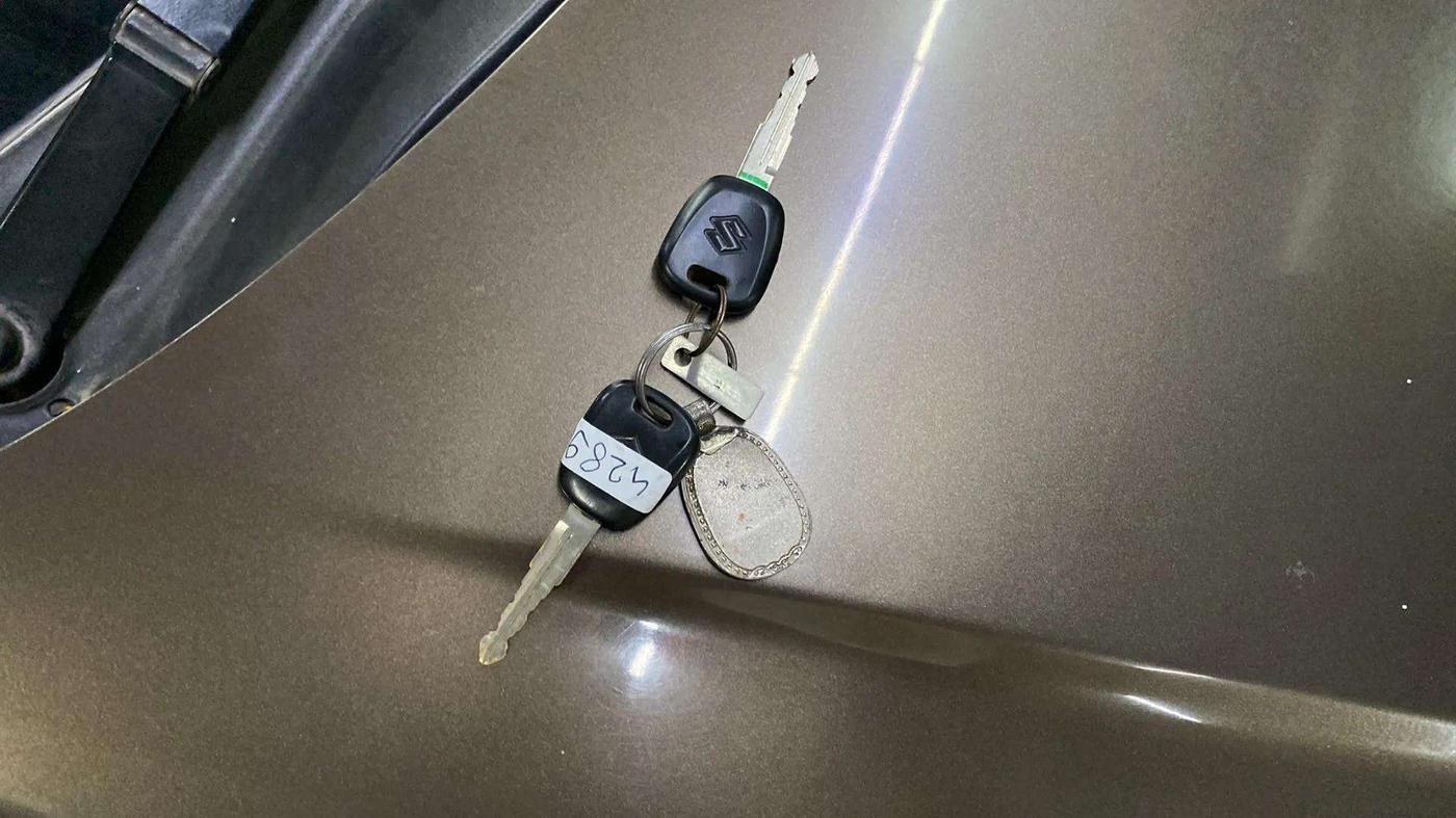 2013 Maruti Wagon R 1.0 LXI CNG, CNG, Manual, 28,927 km, Key Close Up