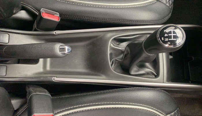 2021 Maruti Baleno ZETA PETROL 1.2, Petrol, Manual, 10,849 km, Gear Lever