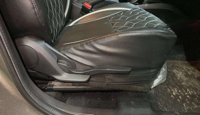 2021 Maruti Baleno ZETA CVT PETROL 1.2, Petrol, Automatic, 29,796 km, Driver Side Adjustment Panel