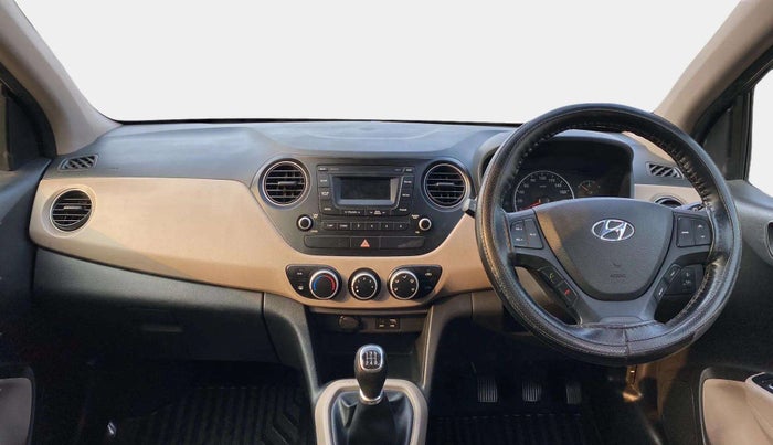 2016 Hyundai Grand i10 SPORTZ 1.2 KAPPA VTVT, Petrol, Manual, 35,273 km, Dashboard